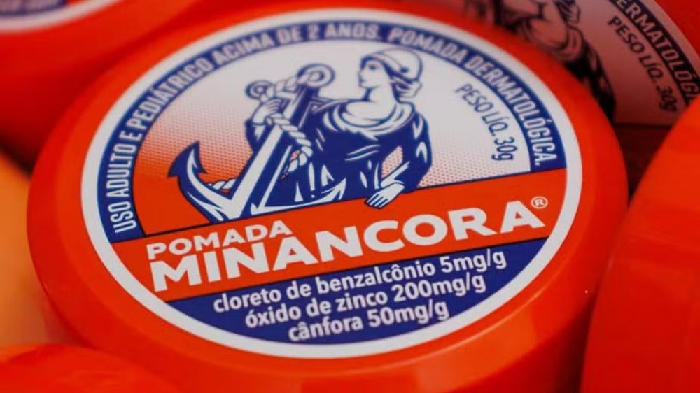 Pomada Minancora clareia o rosto? Veja para que ela serve de verdade