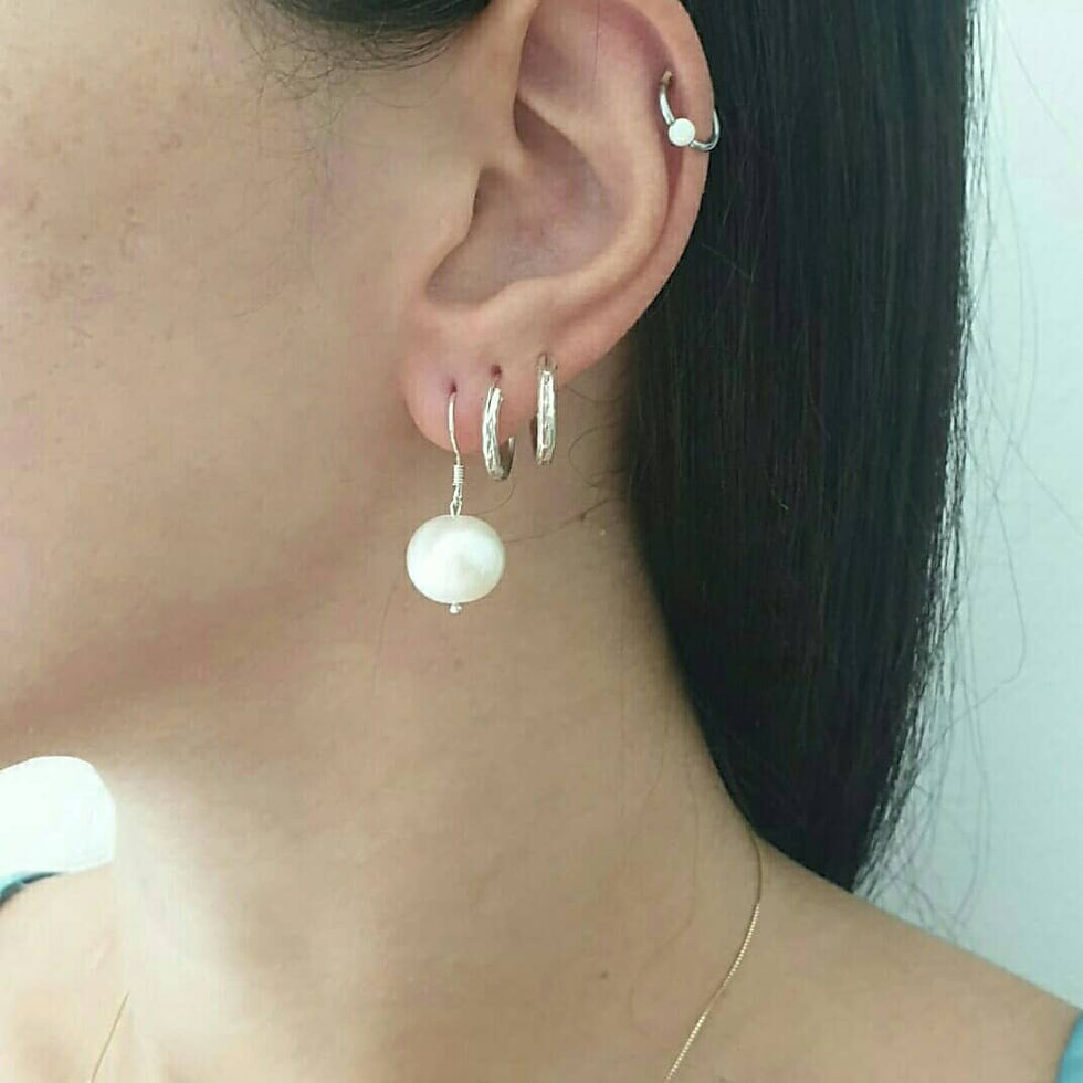 עגילי פנינה קצרים