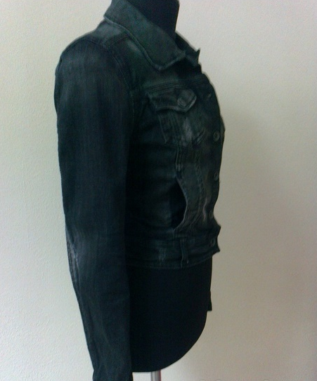 Миниатюра: Джинсовая куртка Stradivarius,22 USD1