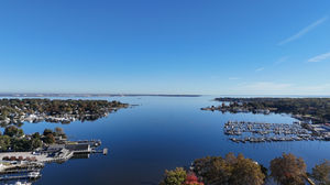 A stroll around the Pasadena coastline.