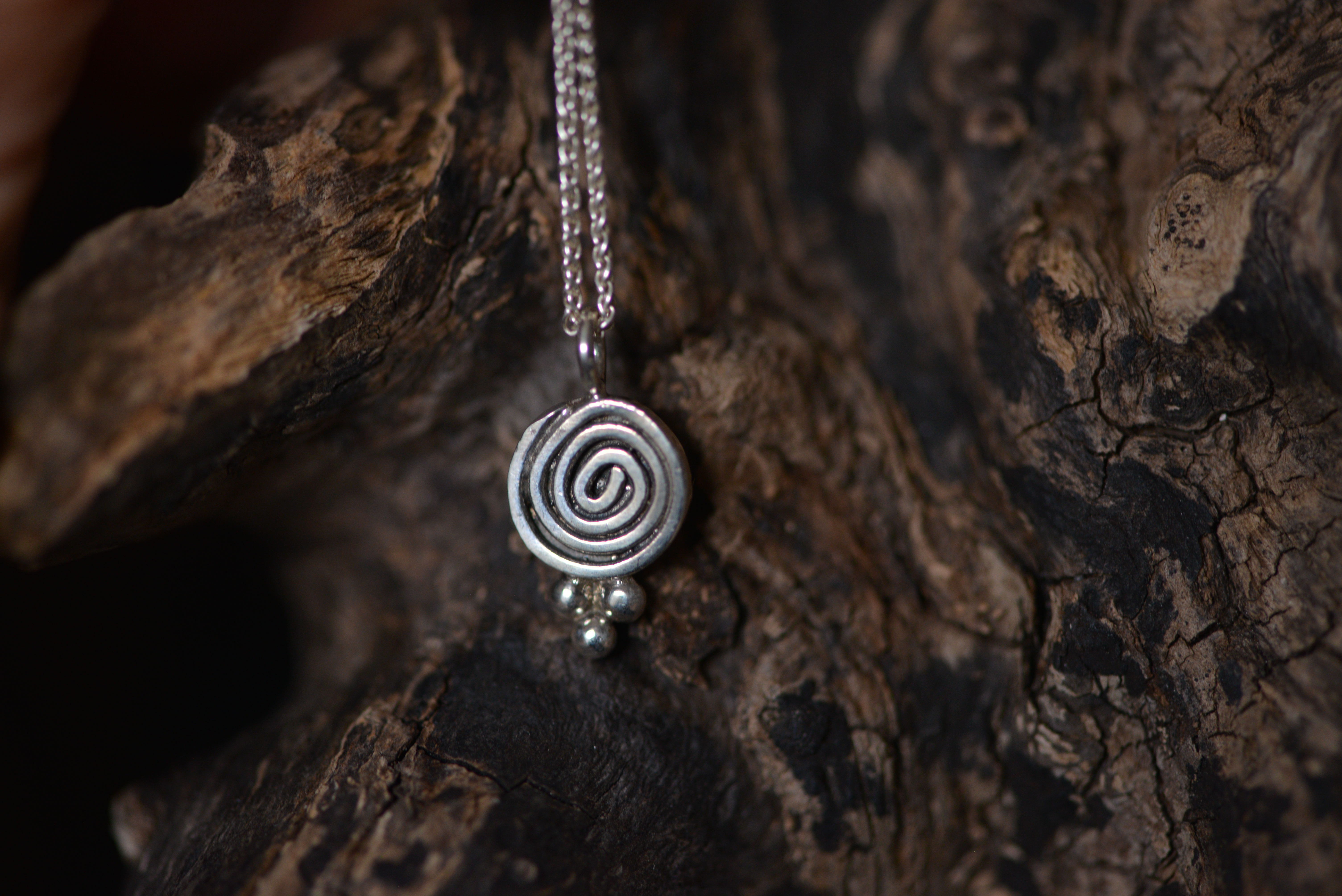 Mini spiral pendant