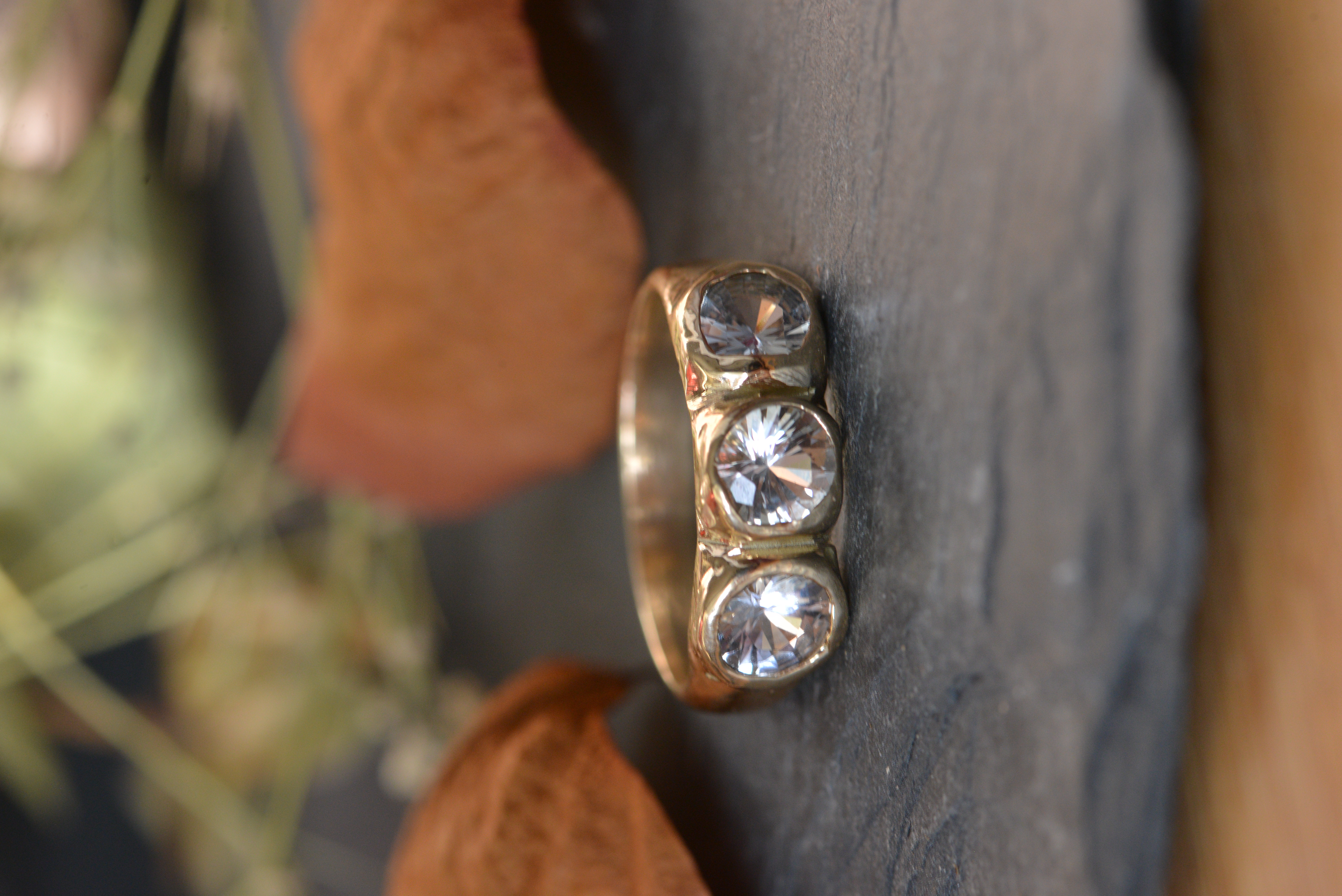 Trinity ring - 14k yellow gold set with 2.63 ct white sapphires