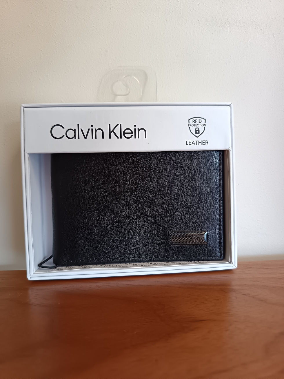 Miniatura: Billeteras Calvin Klein