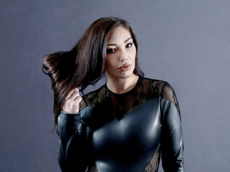 Simina Grigoriu Closes Out 2025 with Ascended Masters EP