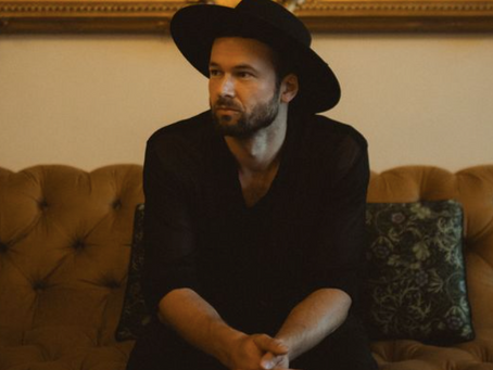Monolink Continues Album Rollout with New Single “In My Place”