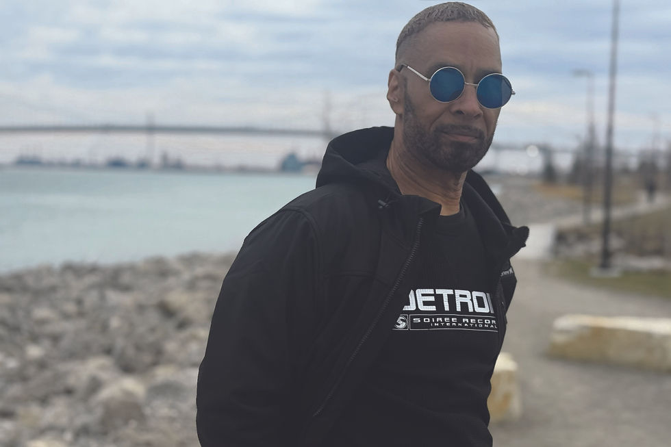 Introspect VA (Soiree Records International) — Discipline in Motion