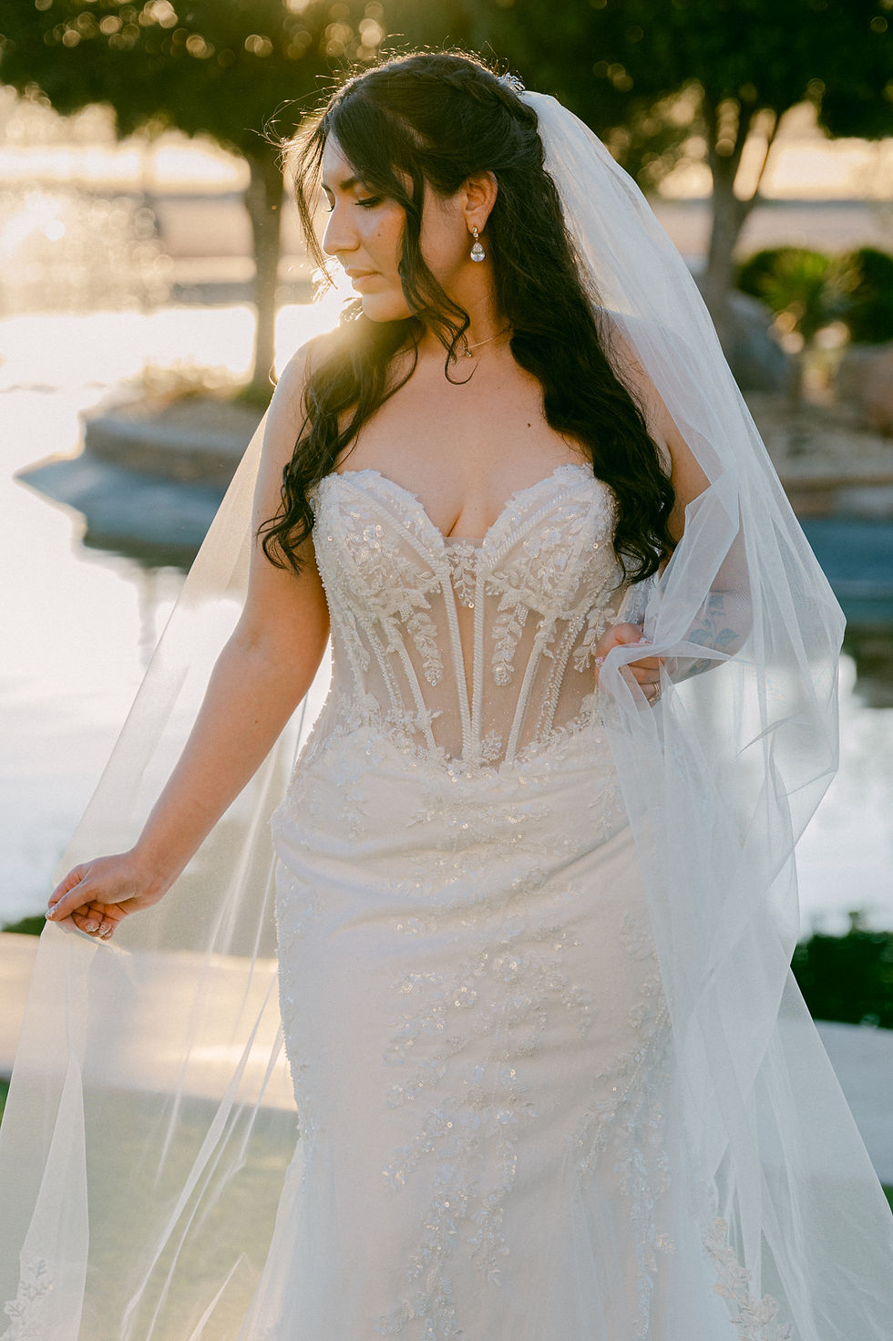 El Paso wedding photography at Grace Gardens Event Center. Photo by Jess El Paso Texas photographer