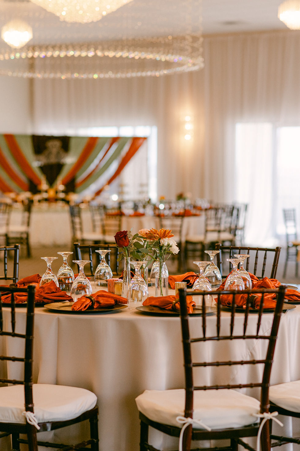 El Paso wedding photography at Grace Gardens Event Center. Photo by Jess El Paso Texas photographer