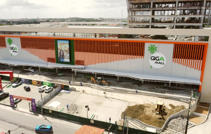 Shopping em Fortaleza realiza doações de cães e gatos neste sábado