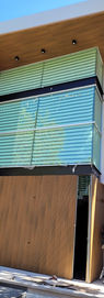 Lambrin de exterior Teka en fachada y plafon