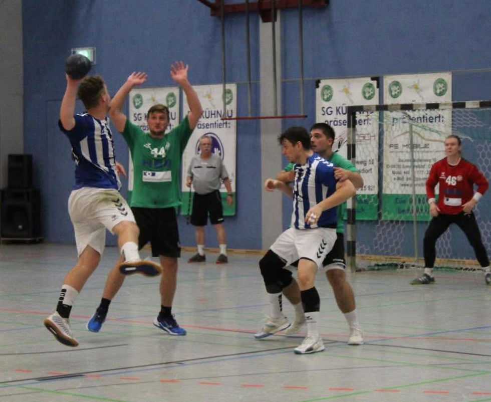 Niklas Pritzl beim Wurf.