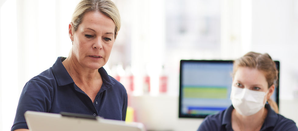 Dentist wanting to be in control