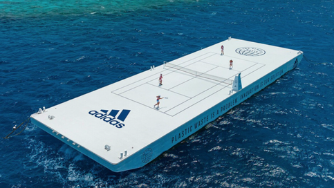 Adidas, geri dönüştürülmüş malzemelerden bir tenis kortu inşa etti