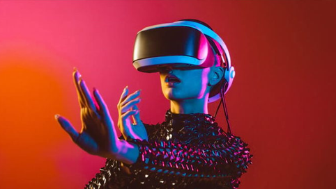 Metaverse dünyasına hoşgeldiniz! Bu yenilikçi teknolojinin artıları ve eksileri neler?