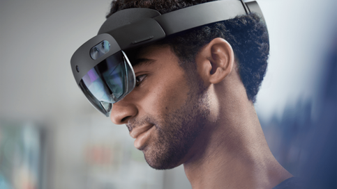 Microsoft, HoloLens 3 için planlarını rafa mı kaldırdı?