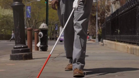 Microsoft, görme engelliler için akıllı baston geliştirilmesine destek sağlayacak