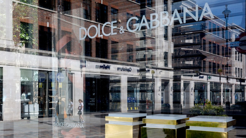 Dolce&Gabbana, parfüm ve kozmetik yatırımlarını kendi bünyesine katıyor