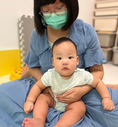 王甄鴻 沐光嬰幼兒潛能工坊 Core專業化潛能發展教育課程 精準客製化學習 兒童職能治療師 竹北親子課程 竹北兒童課程 新竹兒童課程 兒童課程 育兒諮詢 嬰兒按摩 嬰兒 新手父母 育兒諮詢 親子關係 親子教養 育兒經驗 親子共學 Luna老師