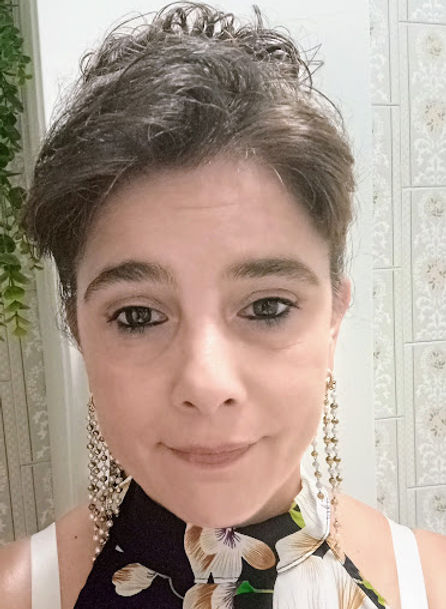 Avec toute sincère bienveillance , bisous bisous mes poussins