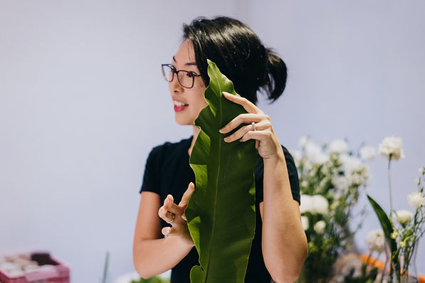 Conducting an ikebana inspired floral arrangement workshop. Bringing attention to and exploring creativity and texture, slow living and appreciation of nature.