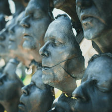 The Boy Who Drew Auschwitz – Stunning Holocaust Drawings that Shocked the World!