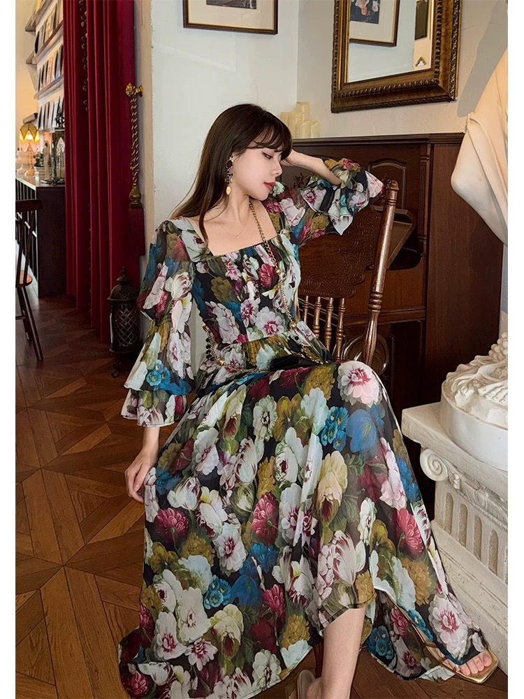 Thumbnail: Oil Painting Floral Dress – French Romantic Silhouette