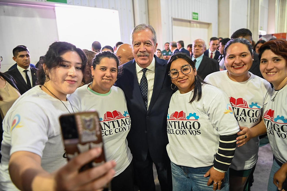 SUÁREZ ENCABEZÓ LA APERTURA DE LA CLASE MAGISTRAL DEL PROGRAMA“SANTIAGO CRECE CON VOS” ANTE JÓVENES DE TODA LA PROVINCIA