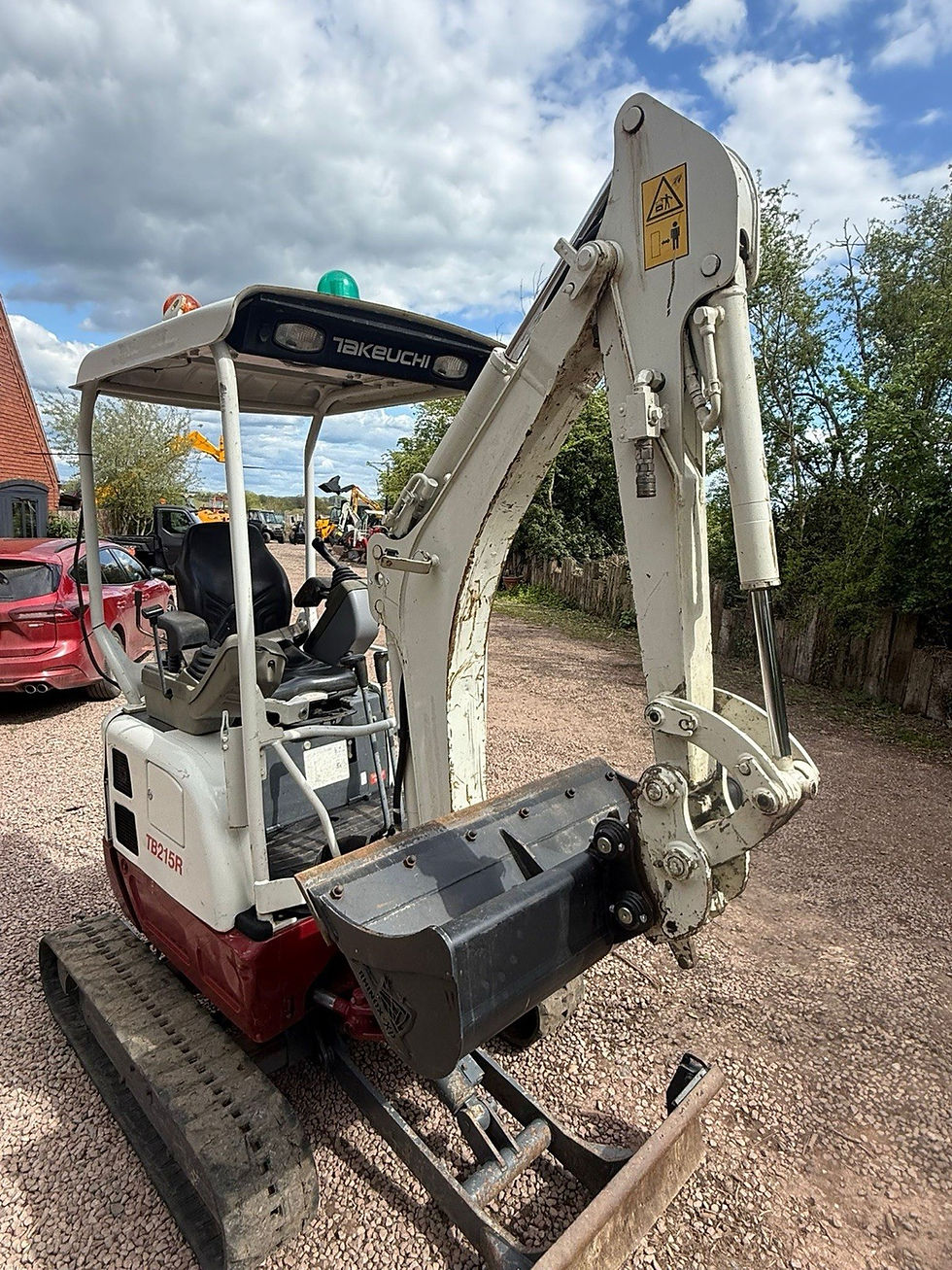 Thumbnail: TAKEUCHI TB 215 2018 DIGGER