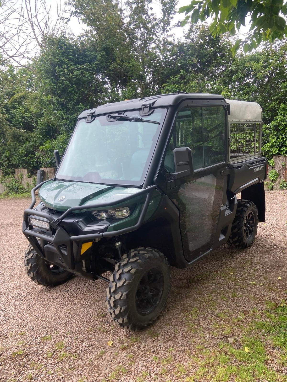 CAN AM HD 9 FULL CAB