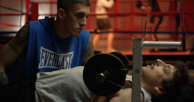 EN LA PLAZA OSCURA de Nicolás Schujman