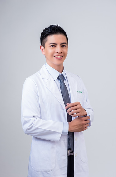 台中形象照價格、台中形象照推薦、台中工作照推薦、台中履歷照推薦、企業主管形象照、海報宣傳照、形象照妝髮、 台中全身形象照、台中半身形象照、台中團體形象照、台中醫師代言個人形象照、形象照服裝、形象照妝髮、形象照姿勢