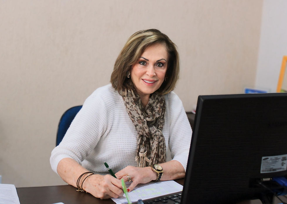 A era da distração: quando a tecnologia deixa de conectar e passa a dominar - artigo da Professora Rosângela Bigulin