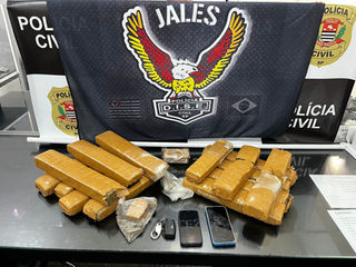 DISE de Jales prende traficantes no Jardim Paraíso com 17kg de maconha.