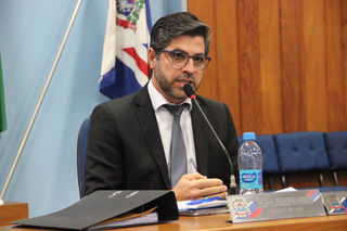 Em Requerimento, Vereador questiona possibilidade de contratação ou designação de profissional de gesso para a UPA