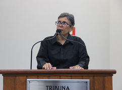 Vereadora pede à Prefeitura ampliação do percentual de apoio financeiro de bolsas estudantis