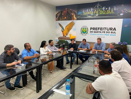 Reunião entre Sindicato, Prefeitura e vereadores debate mudanças na lei que trata de descontos de servidores