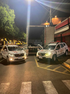 Ladrões amarram caminhoneiro e roubam carga avaliada em R$2,4 milhões