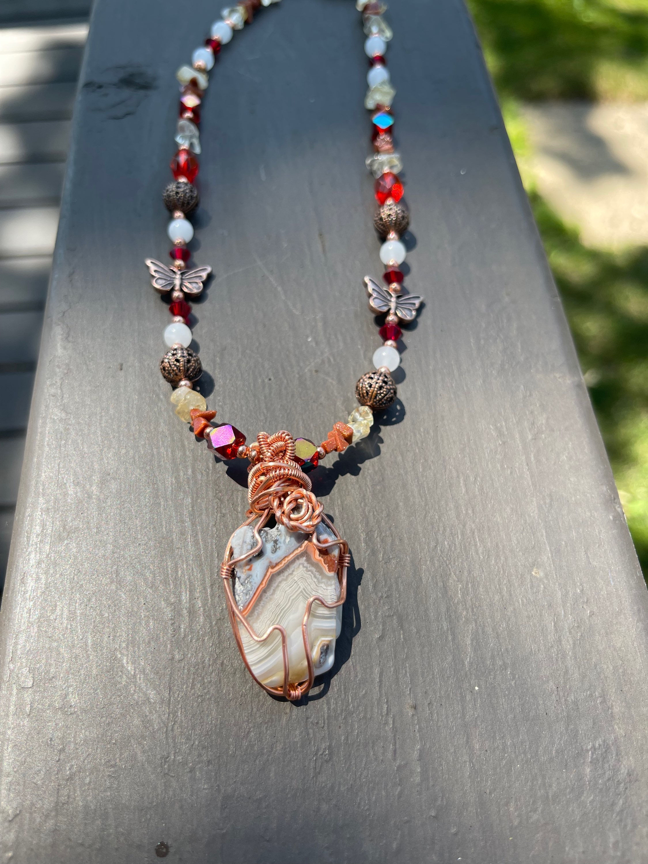 Wire wrapped agate necklace 