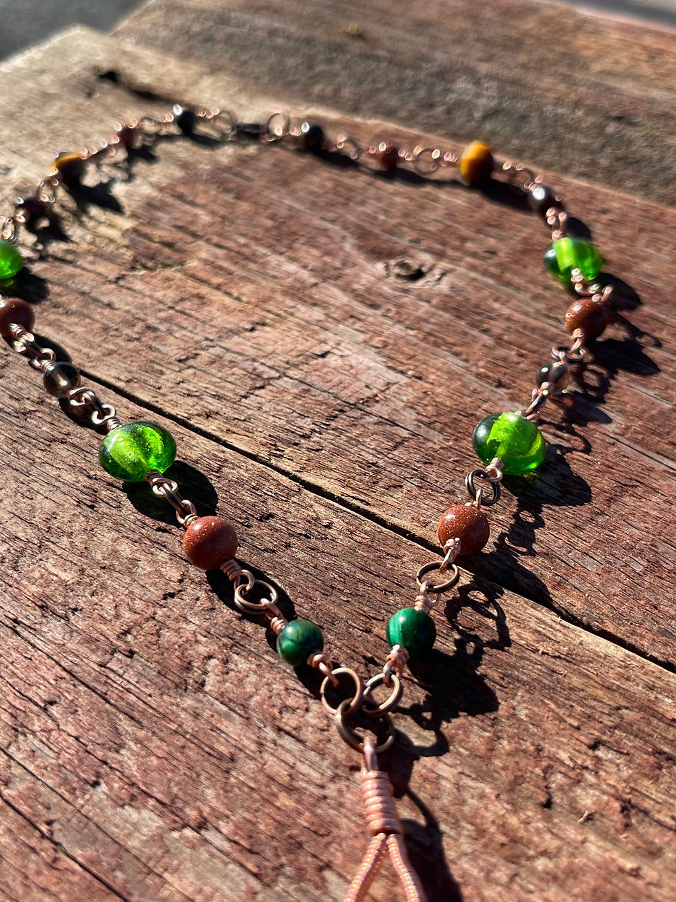 Thumbnail: Green Dragons Eye Necklace 