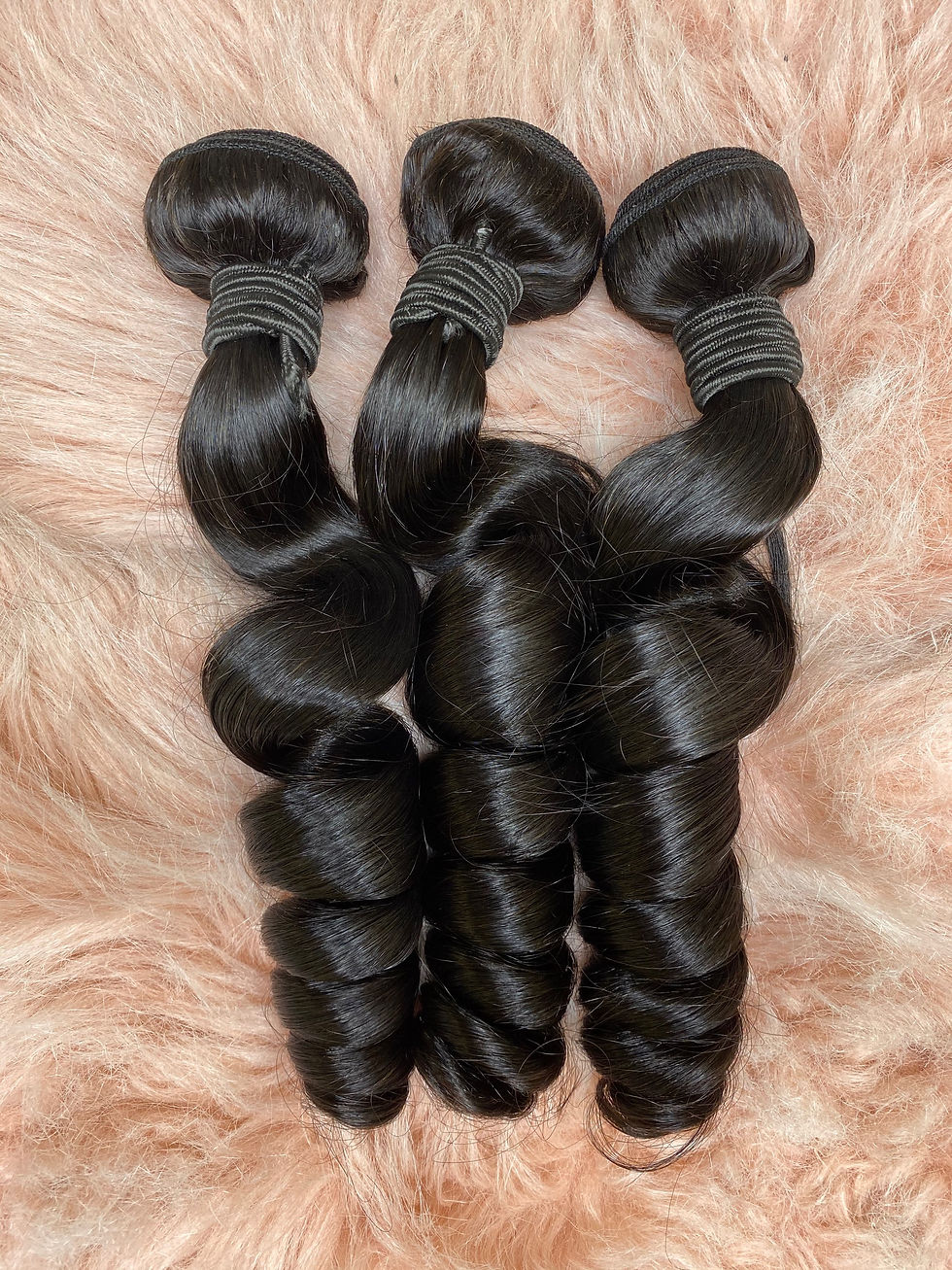 Thumbnail: Mink Loose Wave Brazilian Hair Bundles 