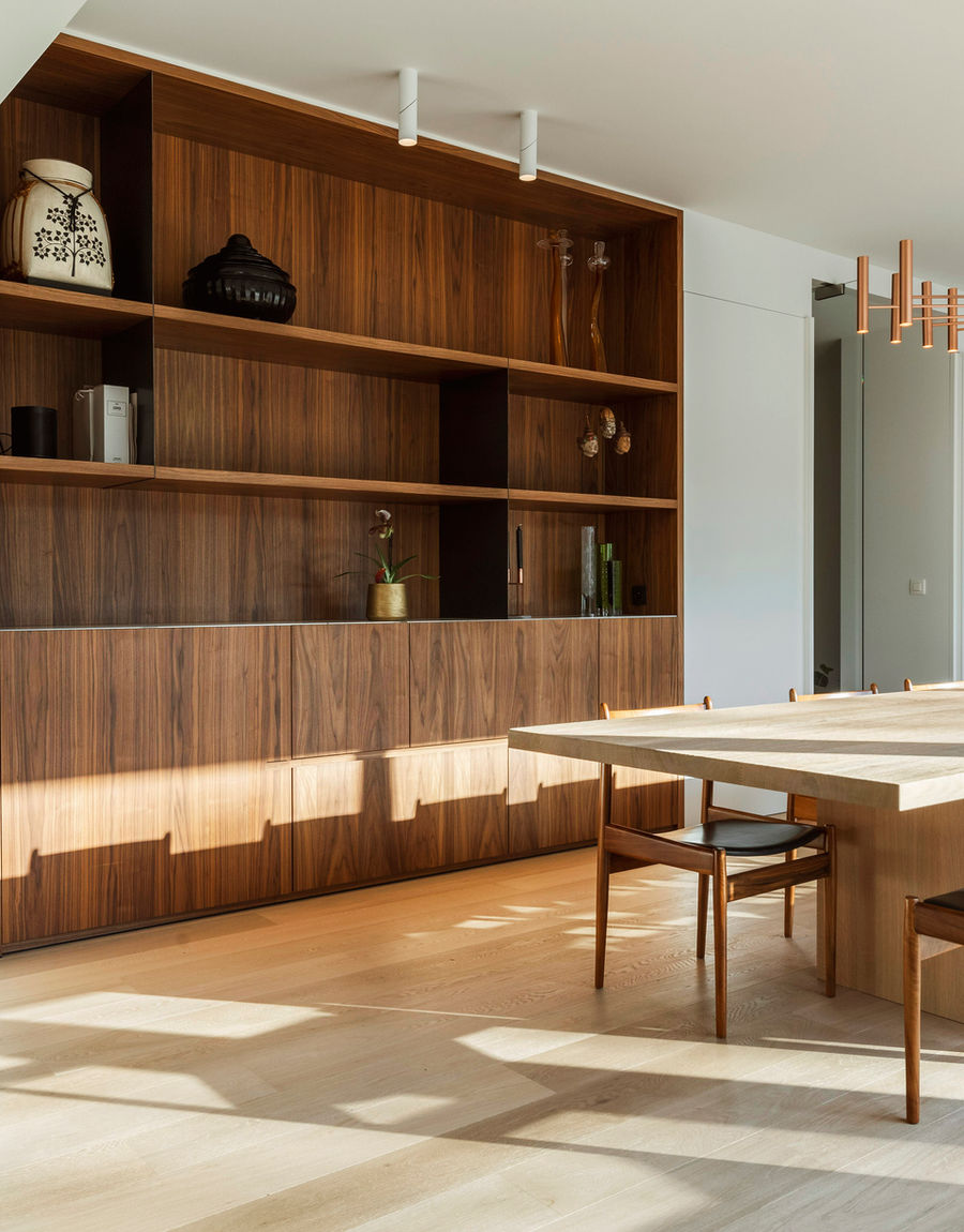 Parketteur van ParketParquet aan het werk