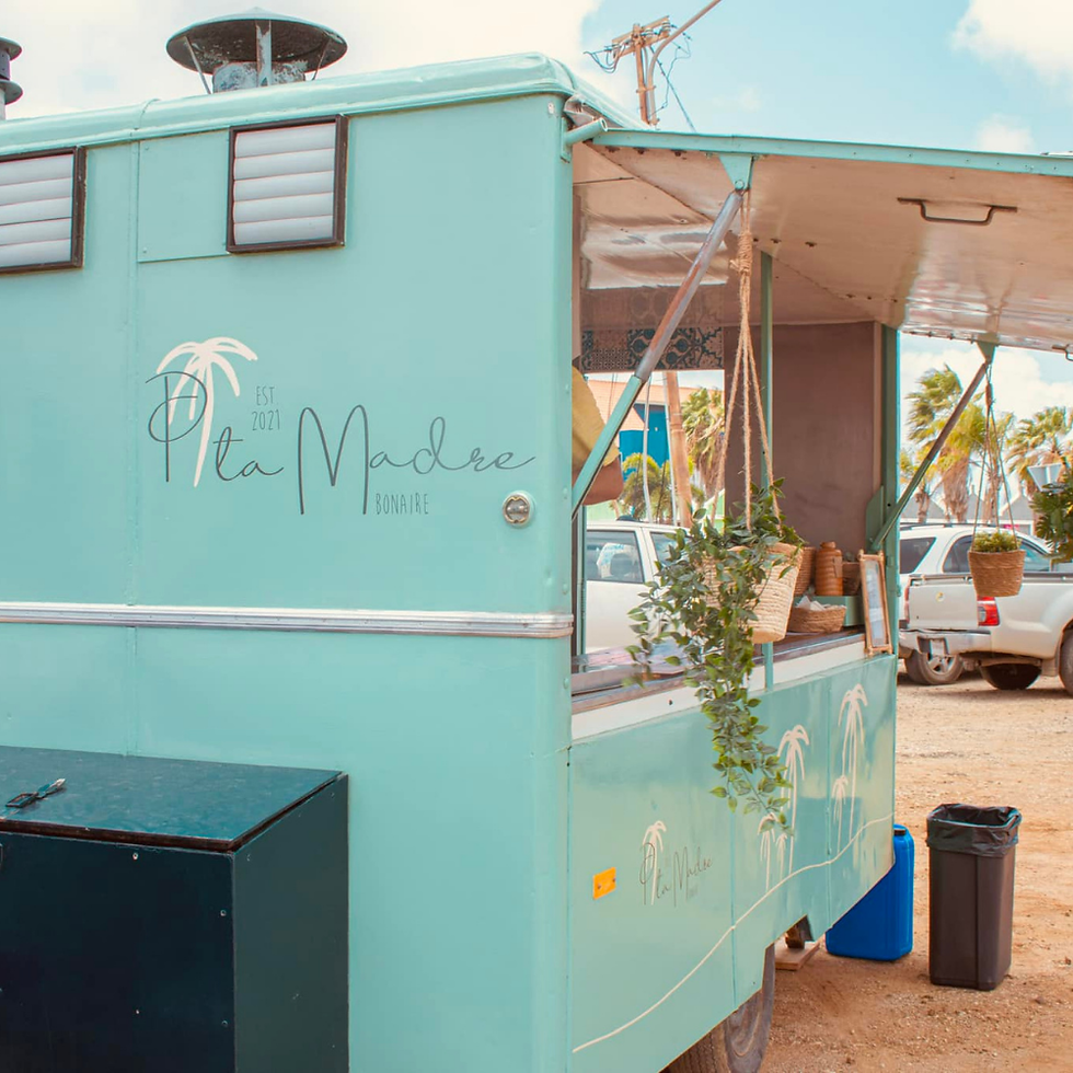Pita madra foodtruck bonaire - blouw design