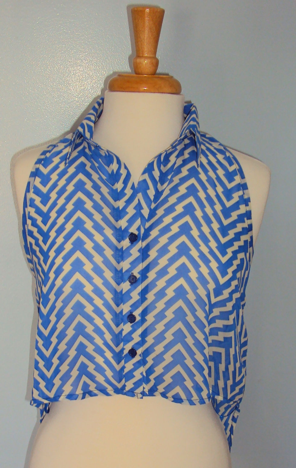 Thumbnail: Chevron Print High Low Top