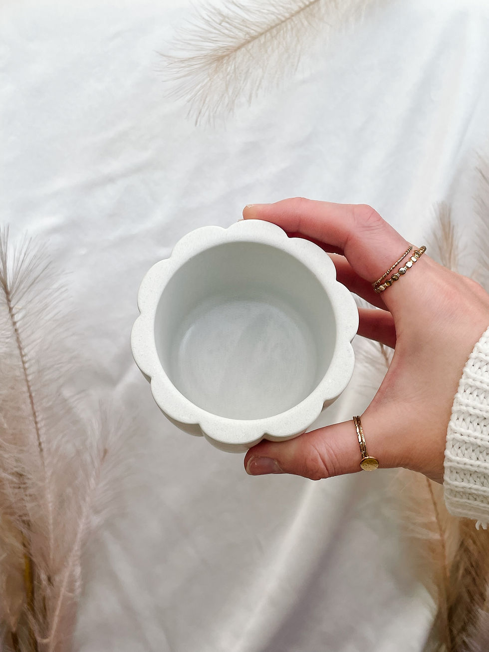 Thumbnail: Scalloped Pen Pot