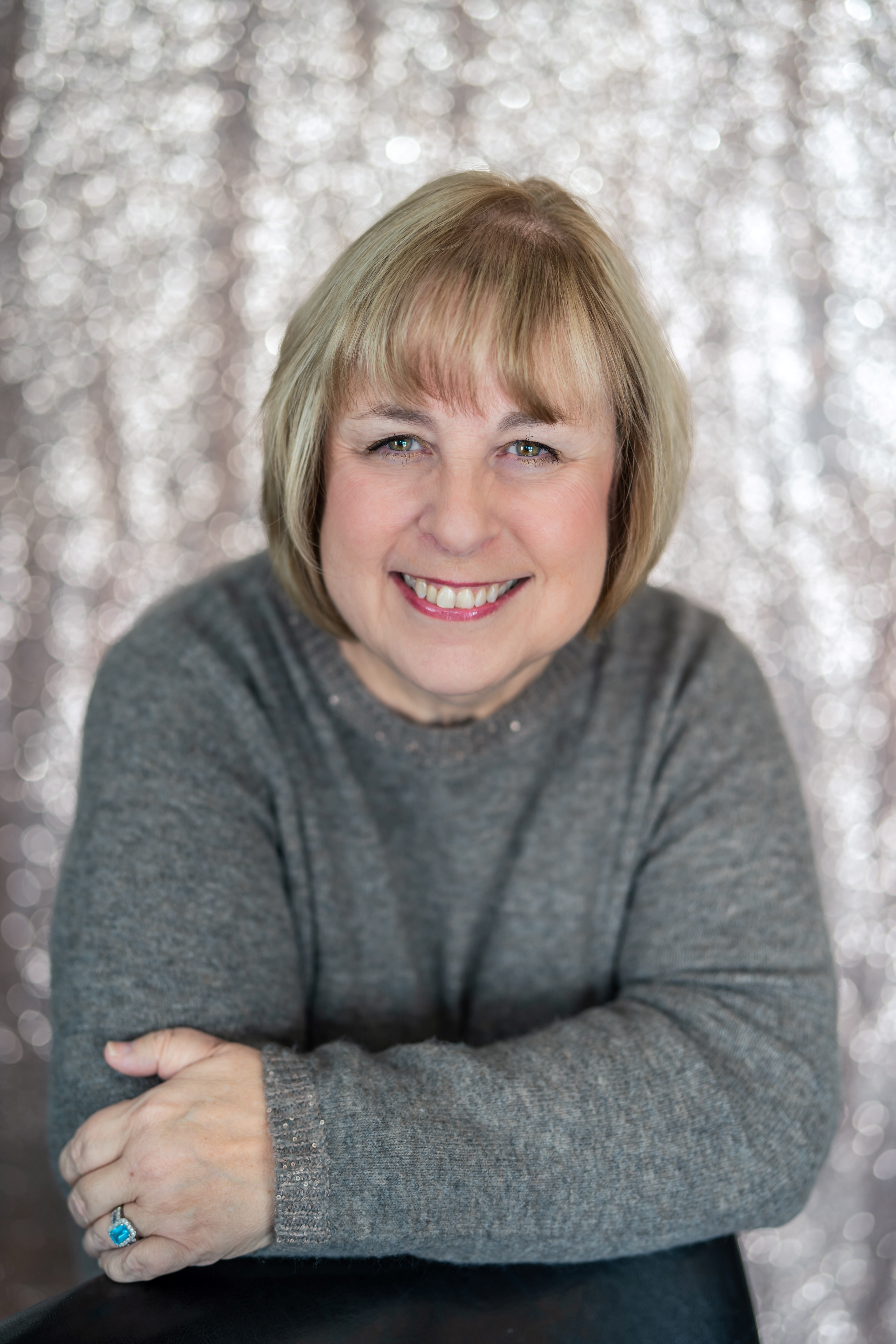 Writer: LOUANNE HUNT