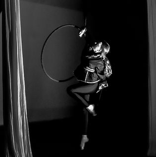 Joslynn Elbow hang Reclamation B_W_edite