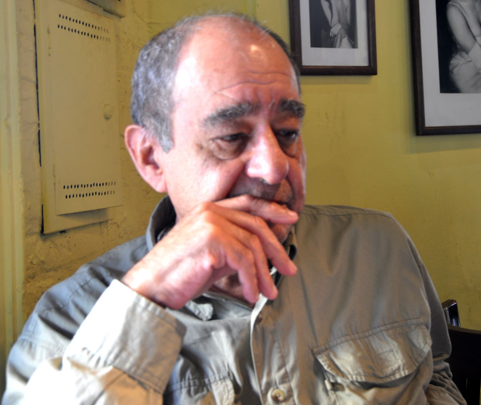 Eber Molina  