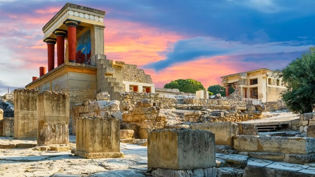 knossos.webp