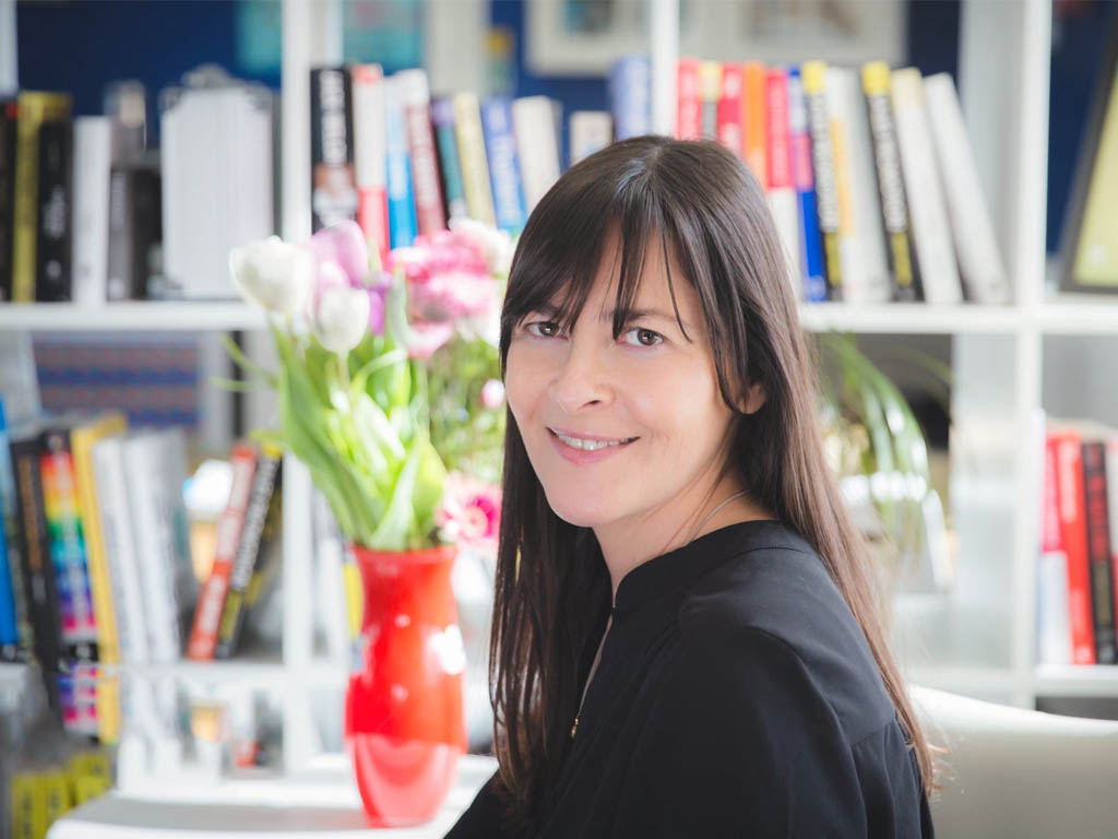 Writer: Paola Perni