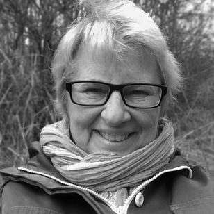 Ecological SF author and ecologist Nina Munteanu